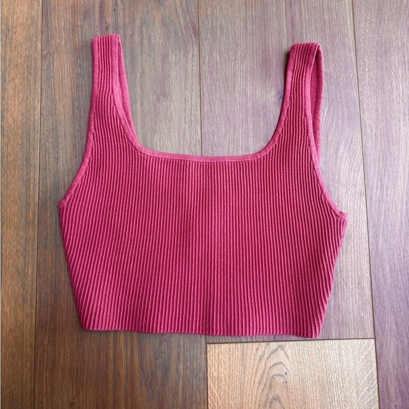 Aritzia Sculpt Knit Tank - Picture 1 of 2